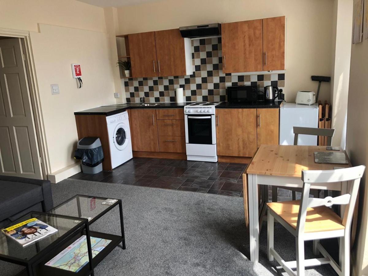 Comfy Stays Swansea Flat 3 Buitenkant foto